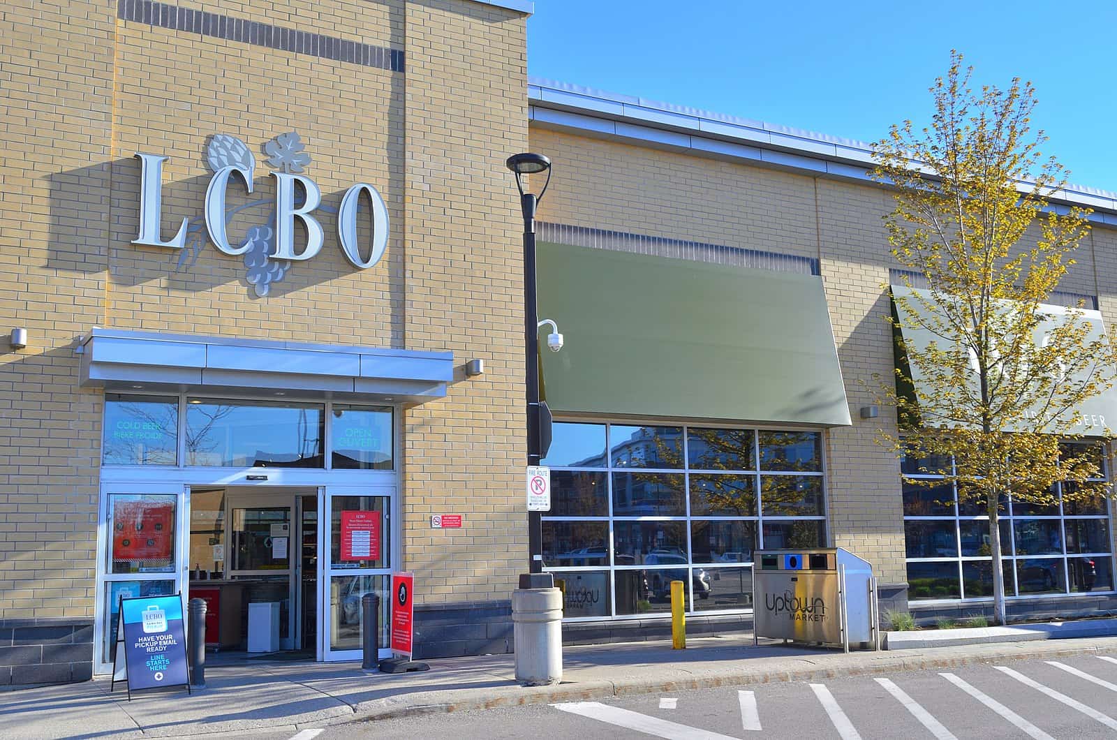 LCBO extends store hours ahead of potential strike