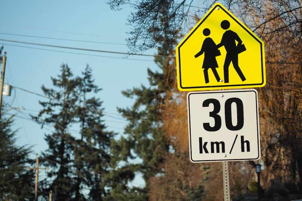 30 km/hr school zone speed limits