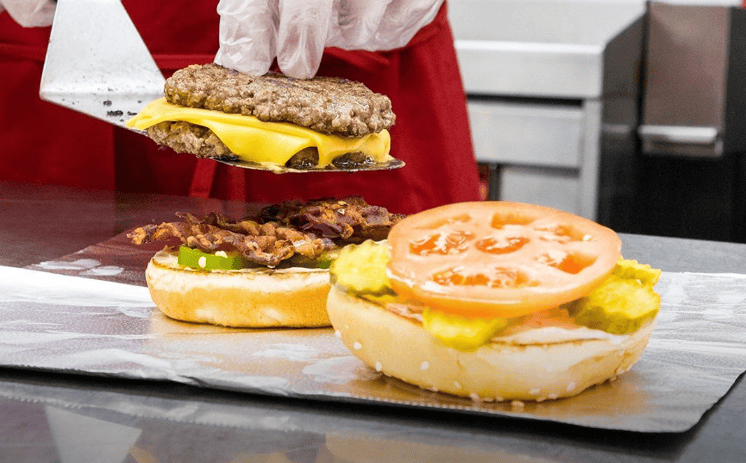 Famous burger joint chain opening new location in Oshawa