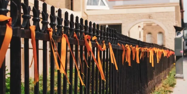 Orange ribbons in Oshawa to remember the victims and survivors of residential schools