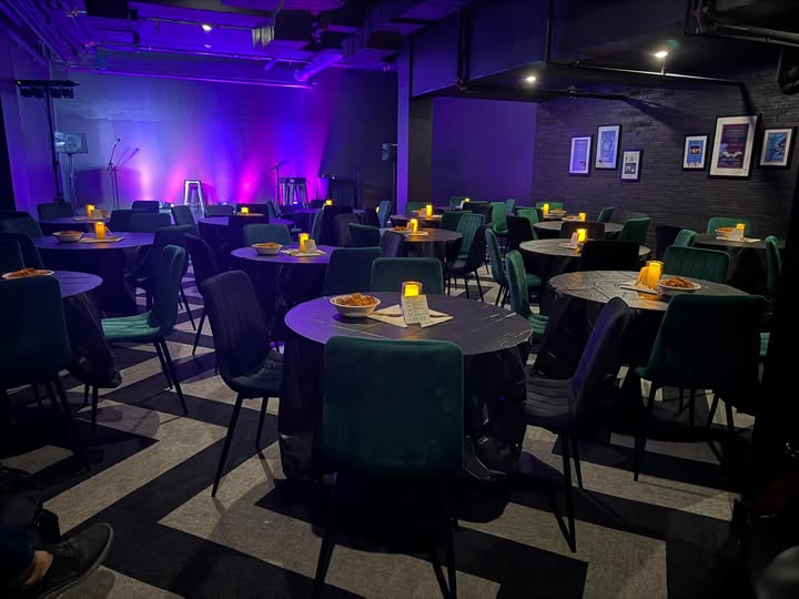 Black Box 70, Oshawa
