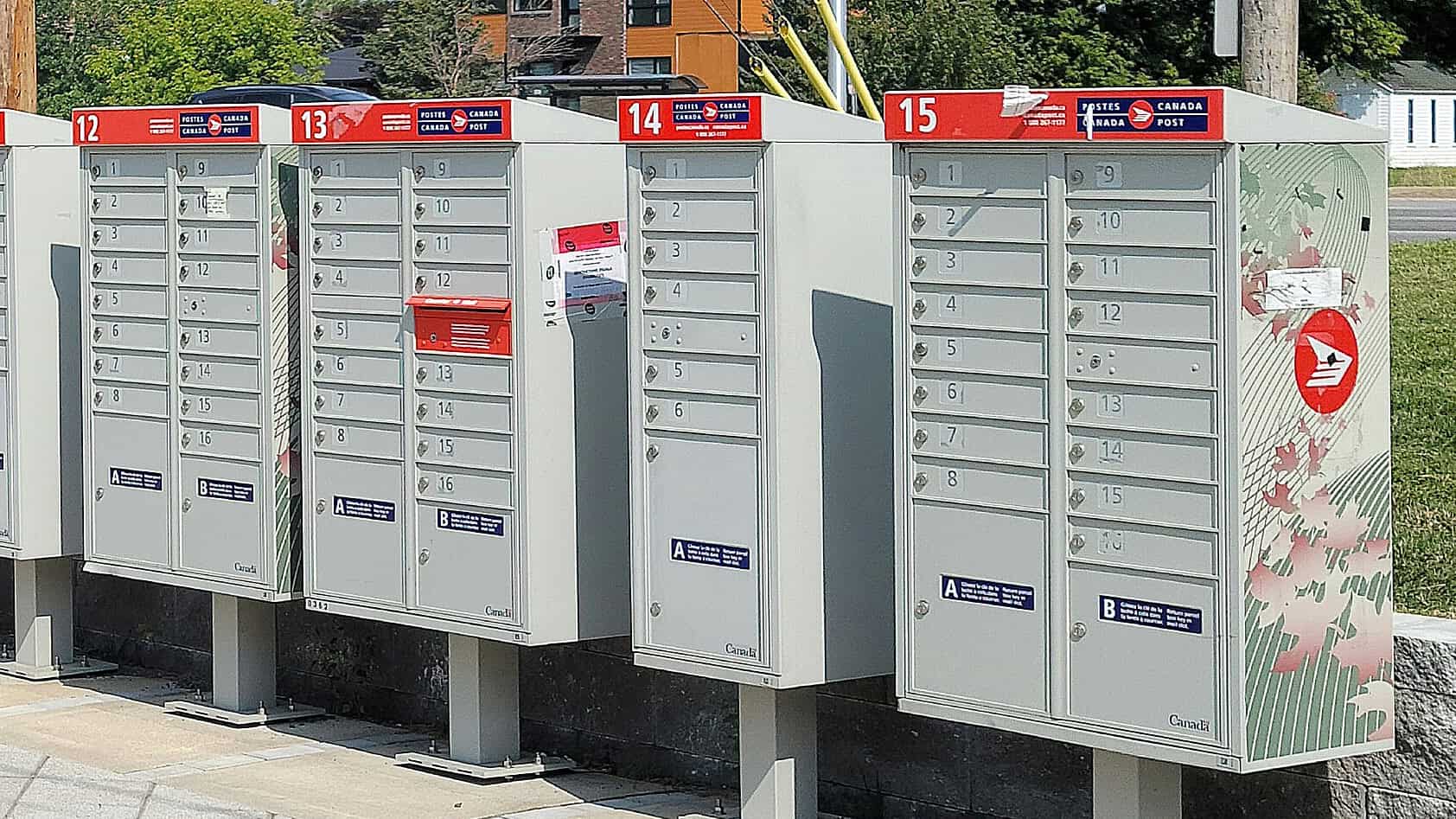canada post home delivery