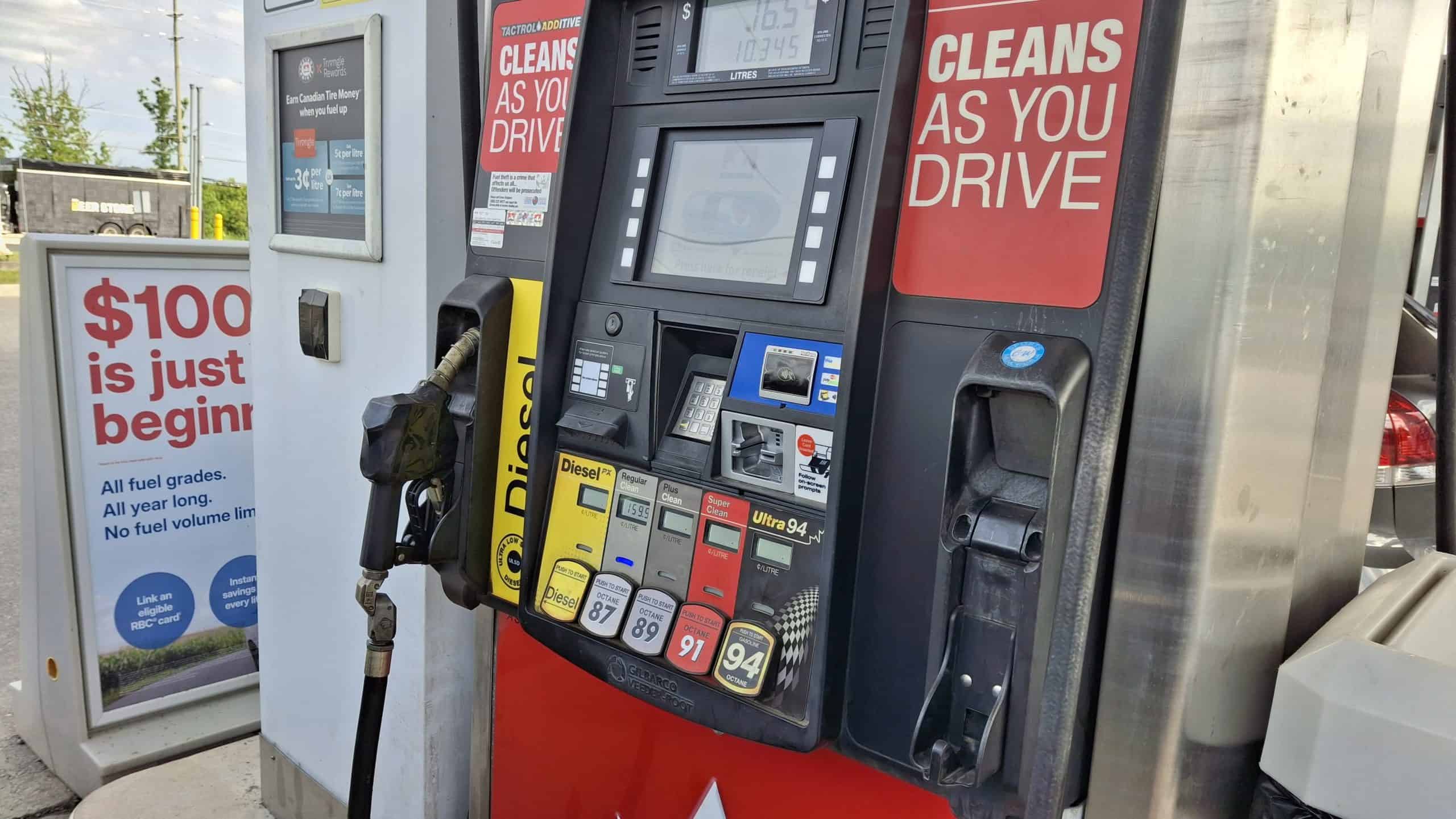 Gas prices set to drop in southern Ontario