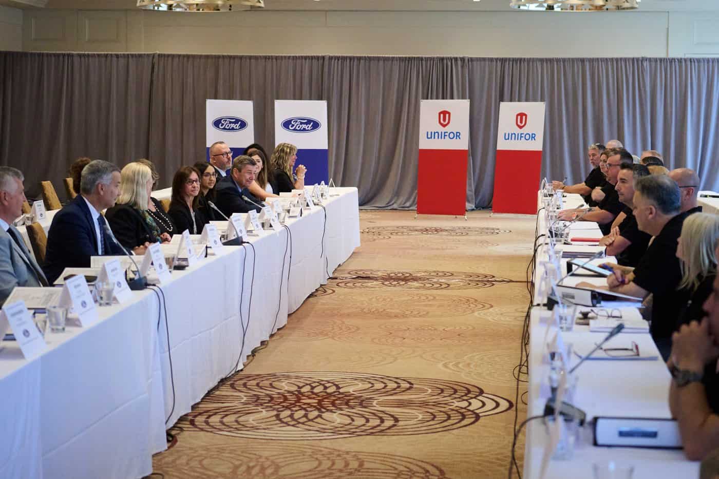 canada usa unifor ford stellantis